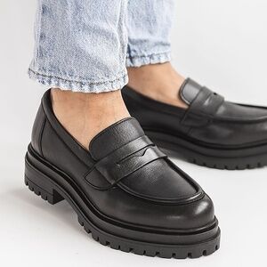 Miz Mooz Legend Black Platform Pennyloafer - Size 38 (8) New with box